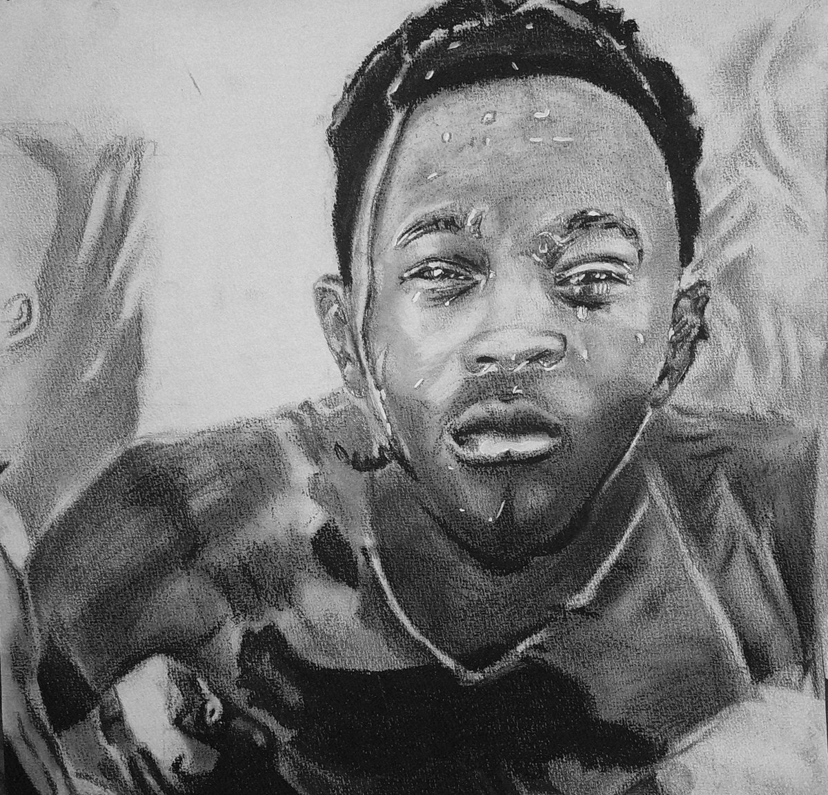 DaveTheAnodite's tweet photo. "A Moment of Vulnerability"
Charcoal on paper https://t.co/kjLXwT8tE3
