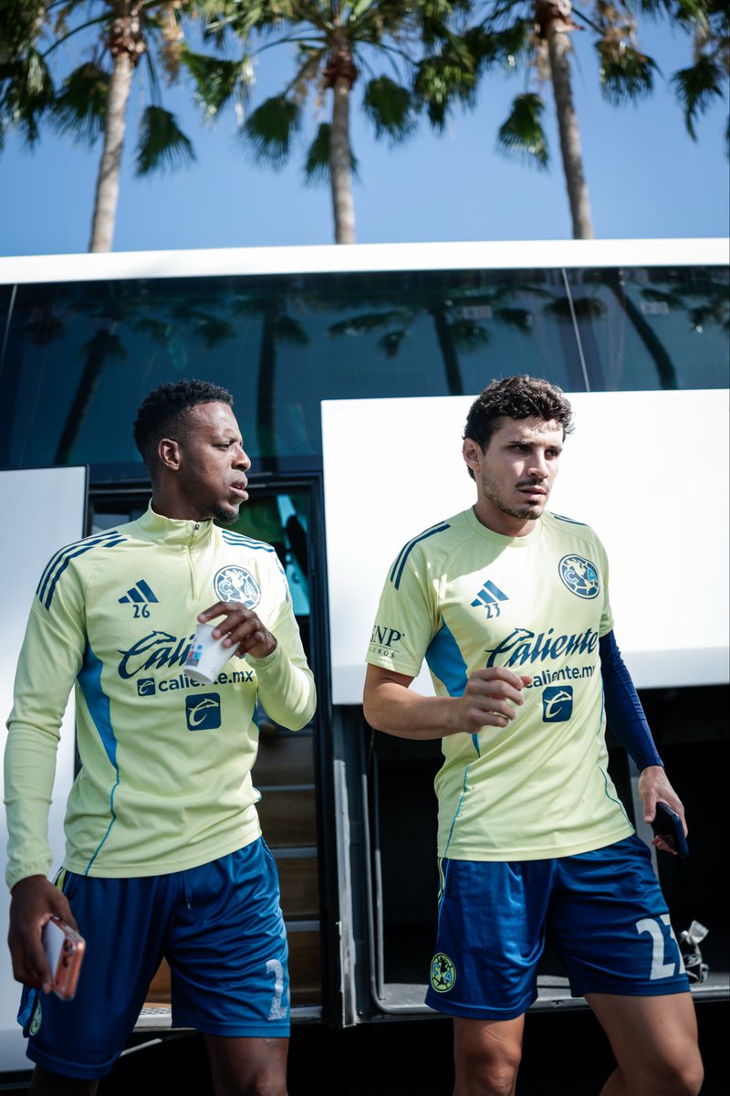 ClubAmerica's tweet photo. Llegamos. 😎⚽️ https://t.co/dHFW7qFzYI