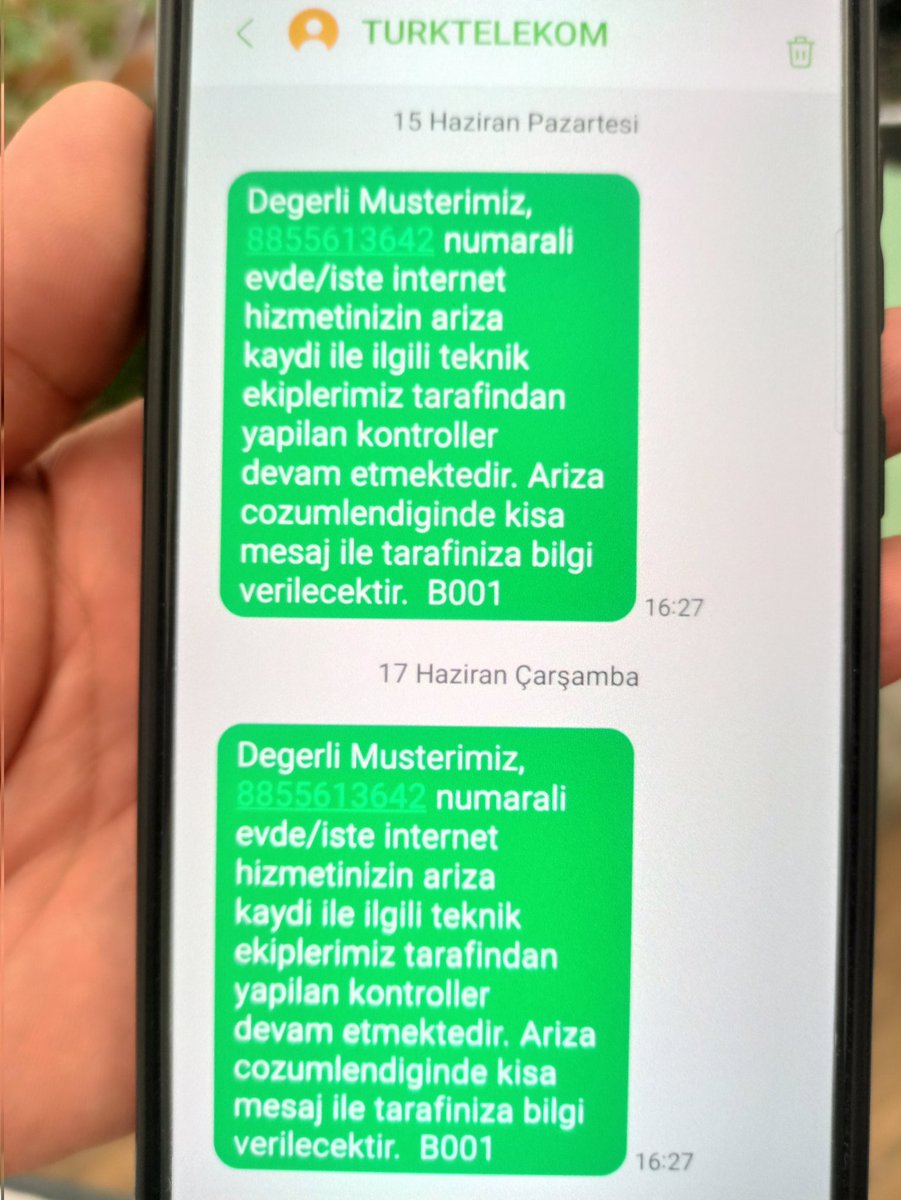 marsmm22's tweet photo. @TTDestek yaklaşık 15-20 gündür iş yerinde ki internetimiz tamamen kesik. Defalarca arıza kaydı oluşturmama ve her gün müşteri hizmetlerini aramama rağmen sorun çözülmedi. Sürekli "inceleme devam ediyor" mesajı alıyorum. Mağduriyetimin acilen giderilmesini istiyorum. https://t.co/XAf0XlmQJV