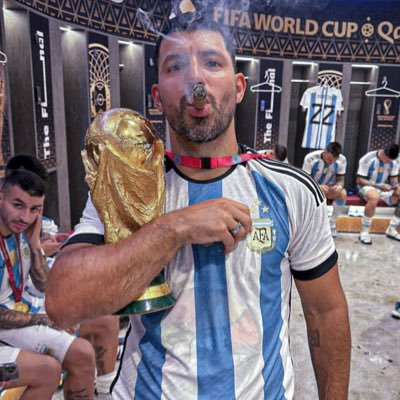 Bedbitz_'s tweet photo. ¿Quien es el mejor NUEVE de los ultimos 10 años de la SELECCION ARGENTINA? https://t.co/ifkdavfHqd