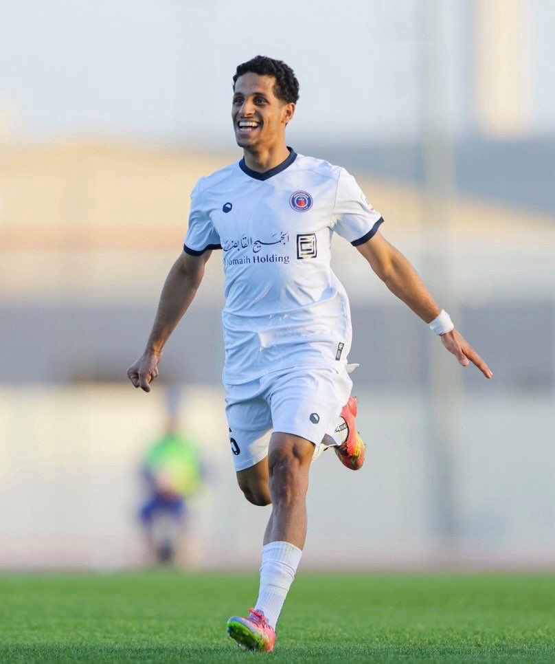 M_Orubah's tweet photo. عاجل 🔴

لاعب نادي الوشم عبد الرحمن العلوي  لاعباً لنادي العروبة 💛💚. 

#العروبة | #دوري_يلو https://t.co/OLww8eGovO