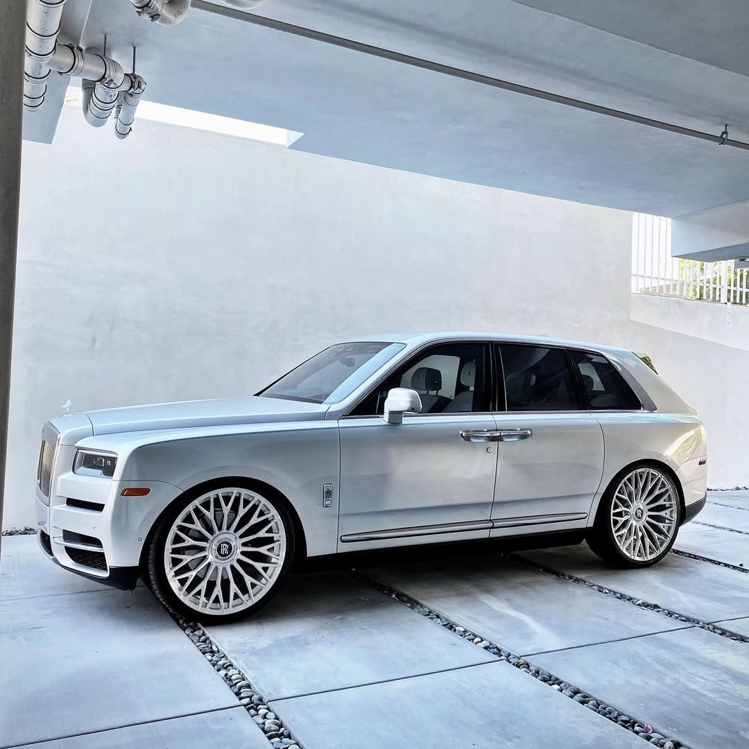 autochat360's tweet photo. Cullinan❤️ https://t.co/coUvTOuAV3