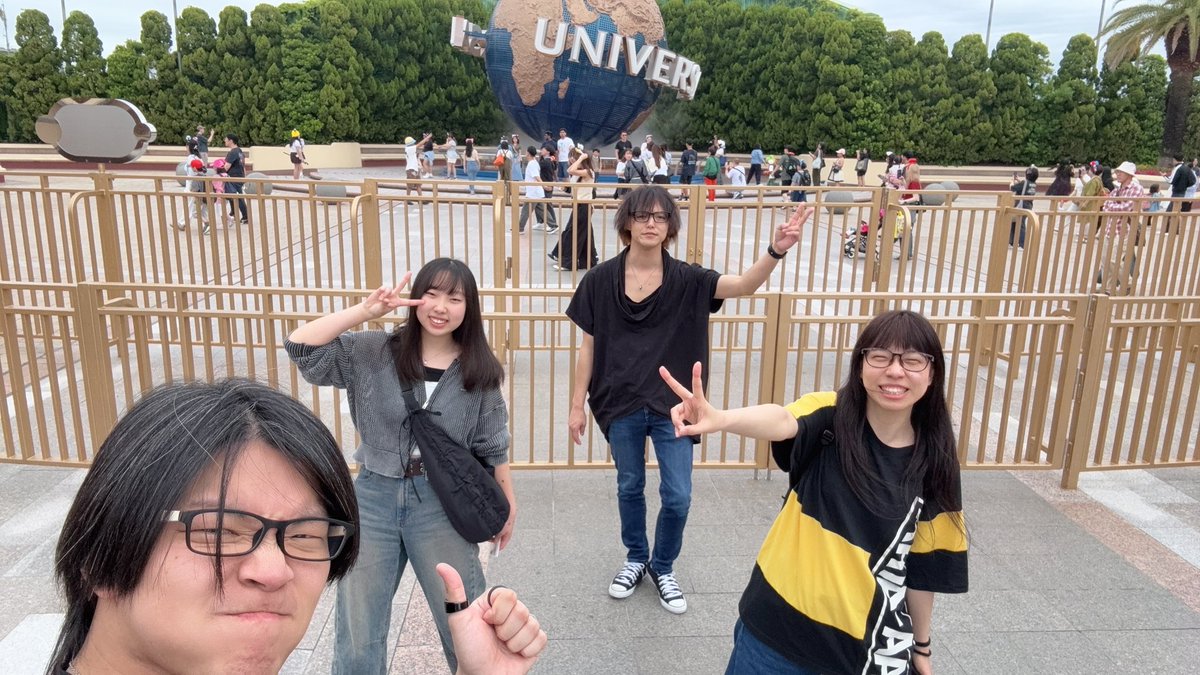 oneonceover's tweet photo. 今日は木曜日！
20:00からはー！
OneRoomTube📷✨

https://t.co/1fuZ7Kxgoj

✅ライブのご予約DM
✅わちゃコメント
✅チャンネル登録

お待ちしてます！！

楽しみいっぱいーー！！
4人のわちゃわちゃわんわんに
会いにきてくださいー！！

#わんわん応援団
#明日の笑顔の宅急便📦 https://t.co/DFxp7kMYce