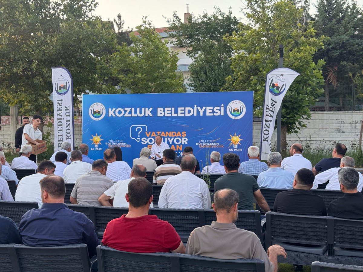 hakimisik72's tweet photo. 📍Vatandaş Soruyor, Başkan Cevaplıyor
Belediye Başkanımız Sayın Mehmet Veysi IŞIK, hemşehrilerimizle bir araya gelerek talep ve önerilerini dinledi.
Milletle bütünleşen belediyecilik anlayışıyla, vatandaşımızın sesi hizmet yolculuğumuza yön vermeye devam ediyor. 
@veysi_isik https://t.co/II73Iktyef