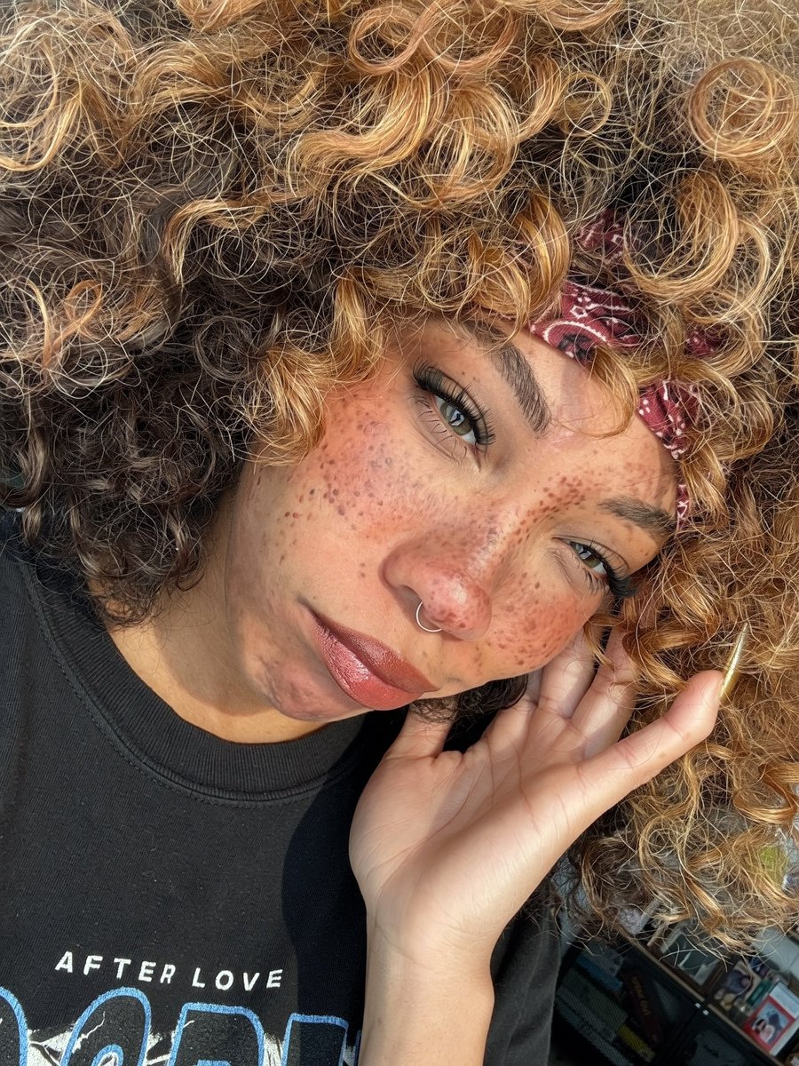 Kieraplease's tweet photo. finally alive after being sick 🤧 https://t.co/FB5dyp9hSa https://t.co/crJL9IWjHE