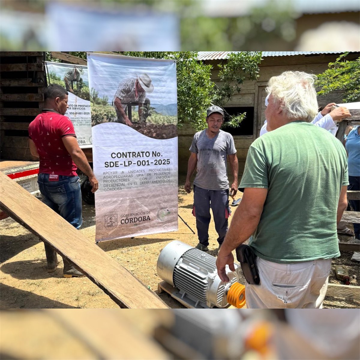 InfoRealnoticia's tweet photo. ¡El campo cordobés se transforma! 🌾 Mujeres víctimas del conflicto en Tierralta reciben maquinaria para tecnificar sus cultivos gracias a la @GobCordoba_ . Conoce más sobre la #RevoluciónDelCampo aquí 👇
https://t.co/jxJGDTktuN

#Tierralta #MujeresRurales #Córdoba https://t.co/65wSjw7Vpy