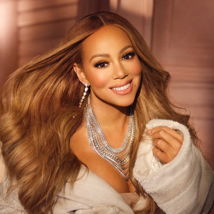 laurynslounge's tweet photo. Which artist is winning hit-for-hit: Mariah or Mary? https://t.co/y5AgrLepk3