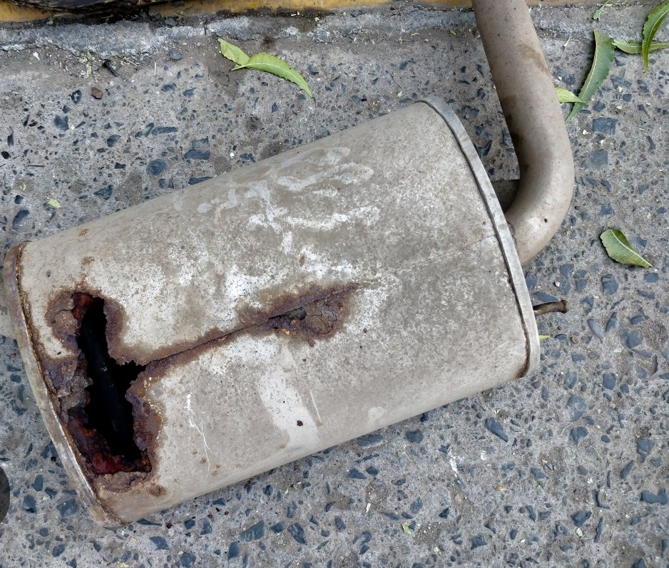 AlbertoNava29's tweet photo. @elconde_nad0 El Bto Guerra es el único que se salva..
Los demás andan con problemas de mofle.. 🤭 https://t.co/9HvX8EdMfm