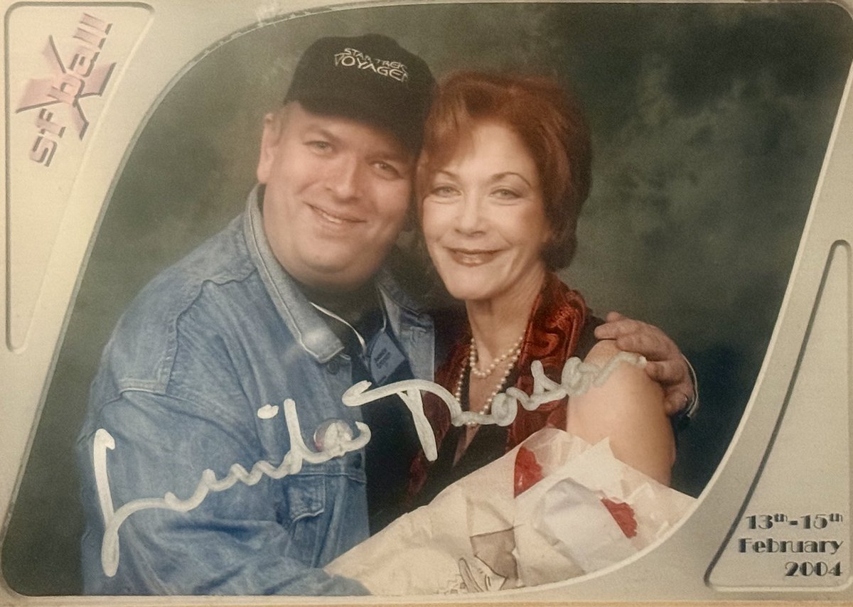 TimeLordDrew61's tweet photo. Happy Birthday to one of my favourite Avenger Girls The lovely brilliant & Talented Linda Thorson.@Thor1847 #LindaThorson #TheAvengers #TaraKing #MarbleheadManor #HilaryStonehill #TheSecondTimeAround #Emmerdale #RingAroundTheMoon https://t.co/psAL5HVGoP