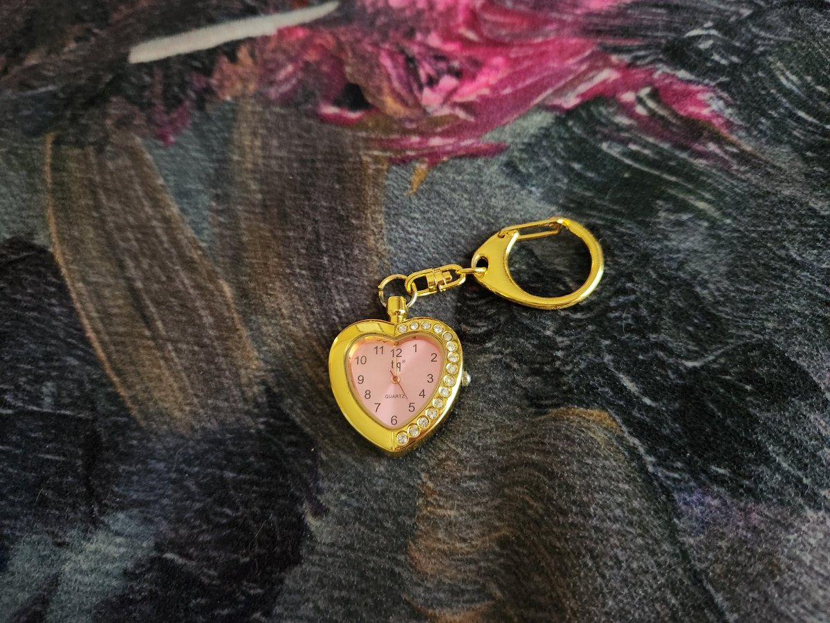 bejeweled's tweet photo. Some gems from my newly rediscovered storage boxes 💗 https://t.co/EJtPkoXHSE