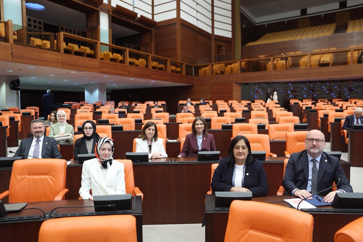CKoncagul's tweet photo. 📍TBMM

@TBMMGenelKurulu'nda, 276 Sıra Sayılı "Bazı Kanunlarda Değişiklik Yapılmasına Dair Kanun Teklifi"nin ilk 6 maddesini kabul ederek bugünkü çalışmalarımızı tamamladık. https://t.co/RIlolnVfhm