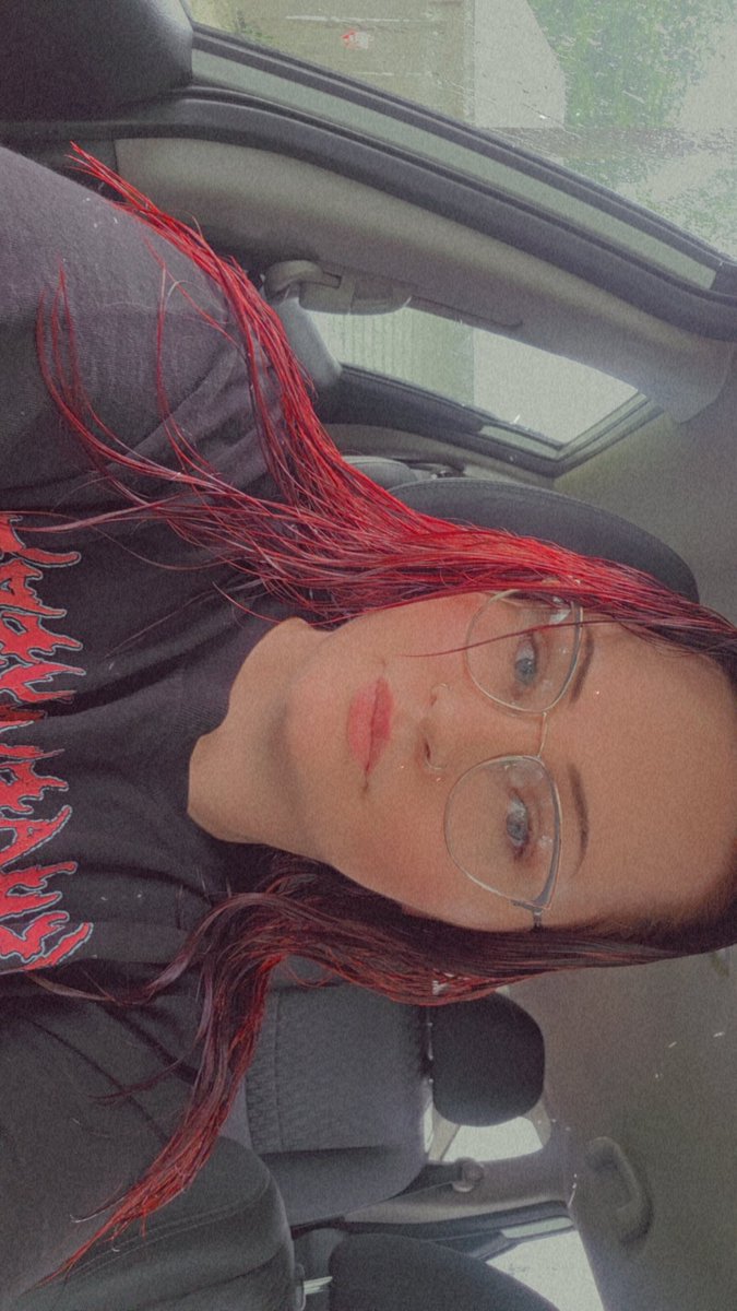 SMoondance's tweet photo. Hair be getting so long 🥹 https://t.co/nF08LquMn1