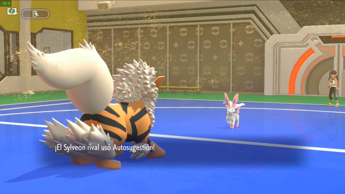 s4dty's tweet photo. acá jugando al nuevo pokemon en mi teléfono full hd 60 fps de 24 pulgadas https://t.co/FPwE6iy6ES