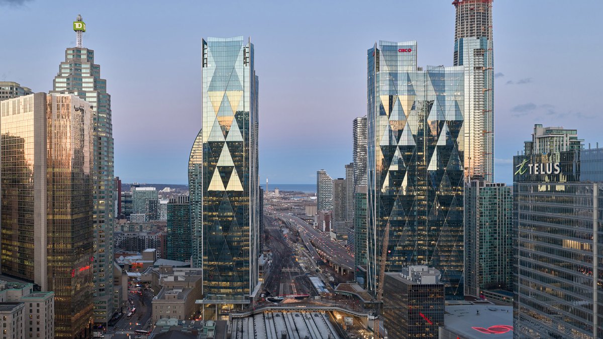 dezeen's tweet photo. WilkinsonEyre completes Toronto skyscrapers linked by elevated park:
https://t.co/yBOyWz3TYq https://t.co/xEFY6VCgBs