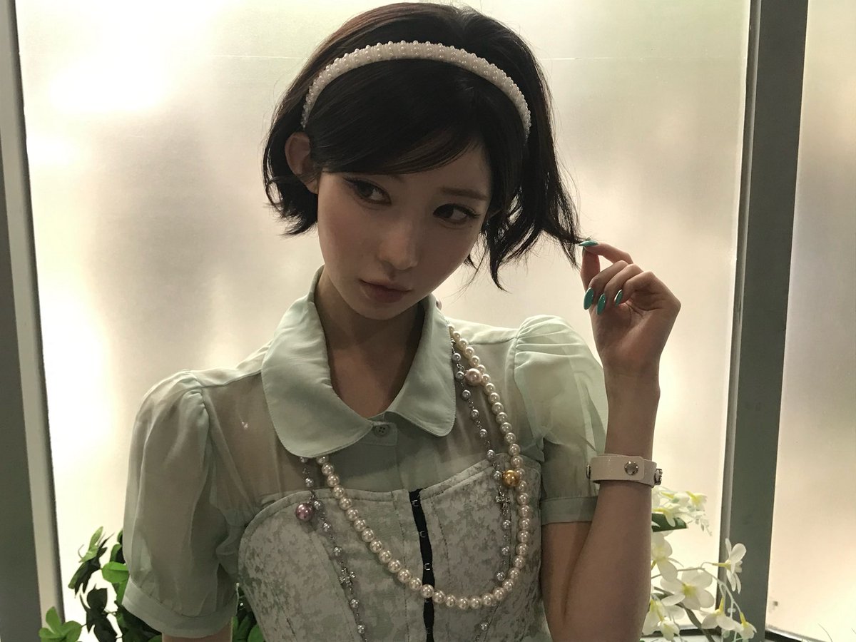 rorasaspace's tweet photo. #ASA weverse update:

꩜₊⁺⊹🍏

#ENAMIASA #BABYMONSTER https://t.co/OE066xyCHm