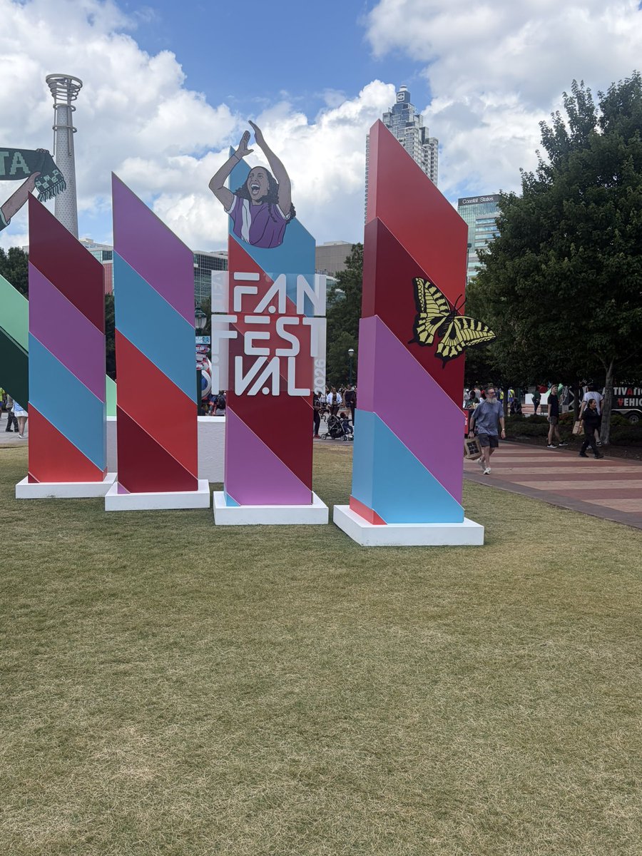 wintering6's tweet photo. FIFA Fan Fest ATL #notestomysons #forAdrian #forDiego #FIFA #worldcup #soccer #football #England #croatia #atlanta #harrykane https://t.co/c41oAo9d2q