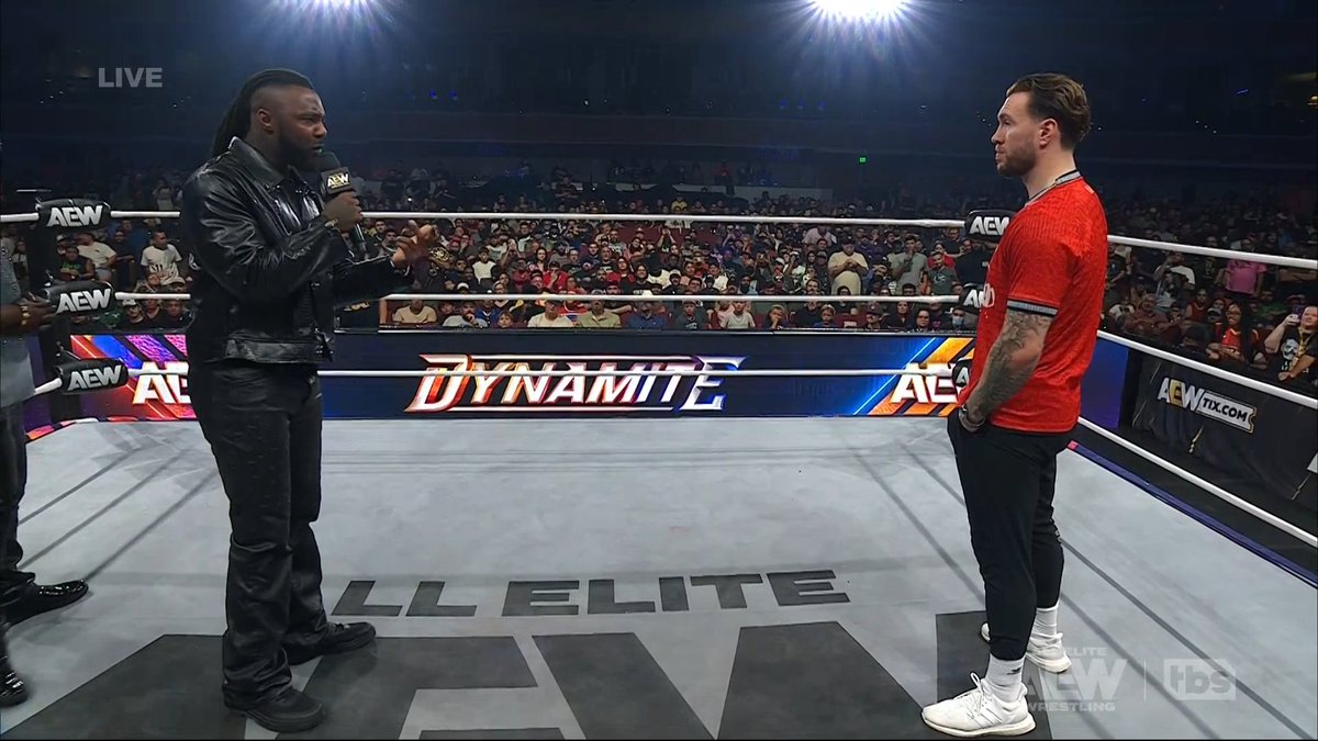 SwerveStrickCOM's tweet photo. #SwerveStrickland #Swerve #SwervesHouse #MostDangerous #AEW #AEWDynamite

@swerveconfident https://t.co/xMIsU4lBaS