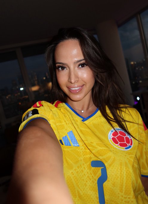 studiostassi - VAMOSSSSS 💛💙❤️ https://t.co/gUuC933sD1