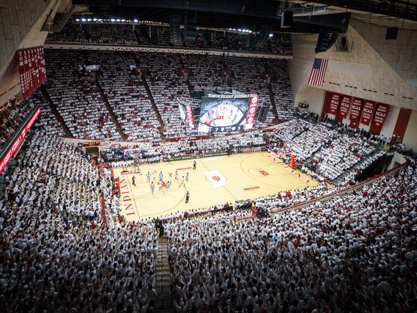 anthonycbrown11's tweet photo. After a great conversation with Coach Carr, I’m blessed to received an offer from the University of Indiana. https://t.co/XlP0sst0hV