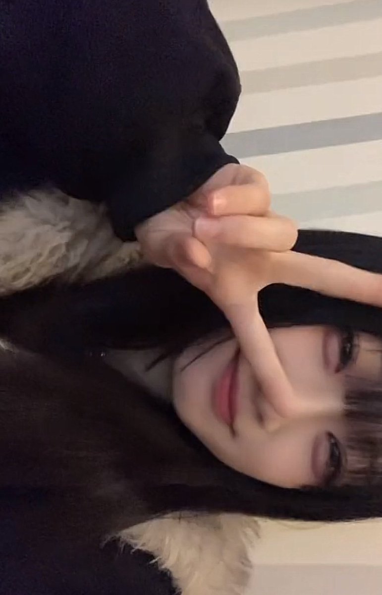 nanegy's tweet photo. 笑顔も可愛いです https://t.co/kAalEX5I9D