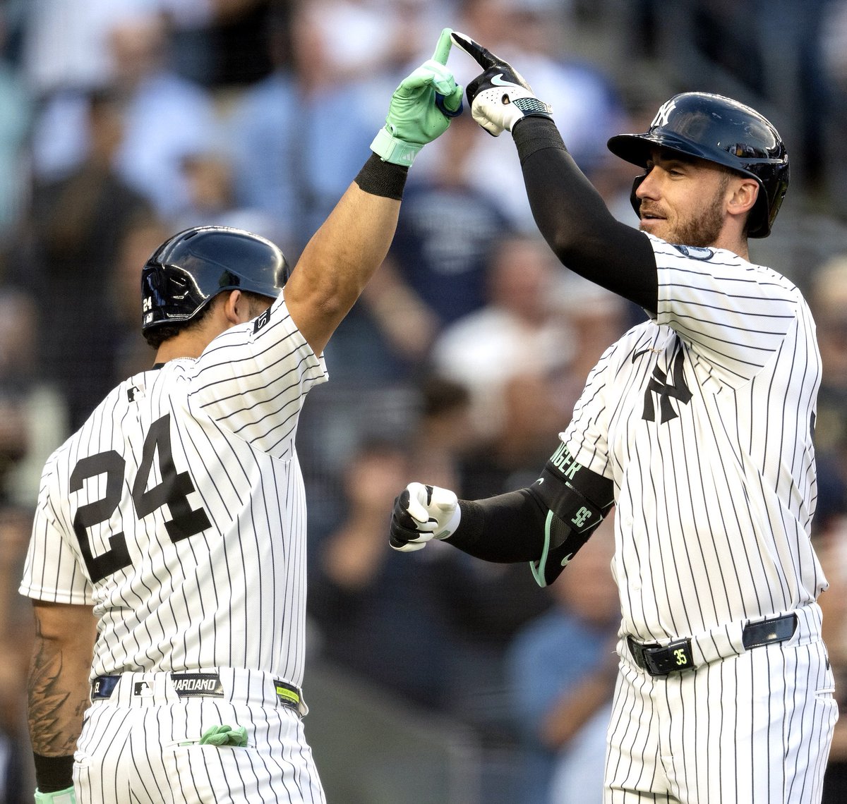 TalkinYanks's tweet photo. Yankees now have a 3.5-game AL East lead after the Rays got swept by the Dodgers

This matches the Yankees largest division lead of the season, which happened on April 7th https://t.co/o0TA6DtG3a