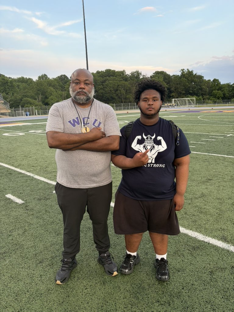 Anas_Newsome's tweet photo. Had an amazing time at West Chester camp today! Thank you to all the coaches who helped me get better today.
@RobertJFord4 @CoachKeenan3 @CoachWeedAC @AchsVikings @JAndronico_ @CoachAlstonk @PrepRedzoneNJ https://t.co/xYr9iN5owF