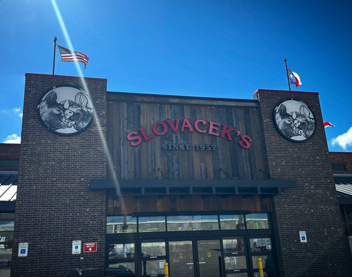RichOToole's tweet photo. When I was a sophomore at A&M I drove out to Snook,TX to visit and try to convince the owner of Slovacek’s Sausage to donate a box of sausage to our tailgate party. He could of easily told me to buzz off. He didn’t. He gave me a tour of the factory and donated 3 boxes of sausage. I will never forget that. Now they’re a majorly growing sausage company with a super cool gas station in West,TX. Great family and people. 🙏🏽 #GigemAggies
