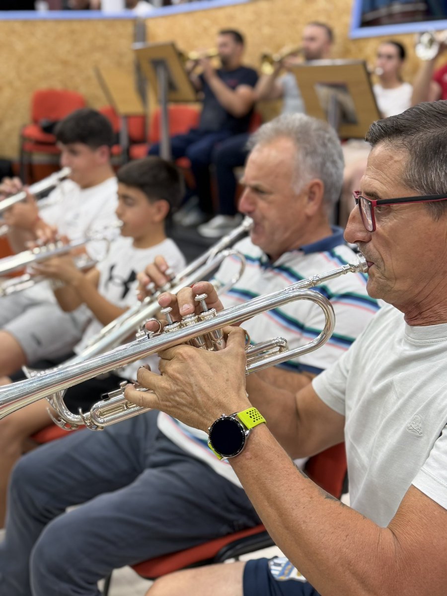 BctMercedViso's tweet photo. Ultimando detalles y dejando todo listo para el próximo finde, Donde empezamos la grabación de la segunda parte de Apolo de la mano de @lamusicadelgato . Muy ilusionados de poder formar parte de este proyecto y con muchas ganas de que escuchéis el resultado. 🎶✨
#atumerced 💜 https://t.co/U4FmSEPEQc