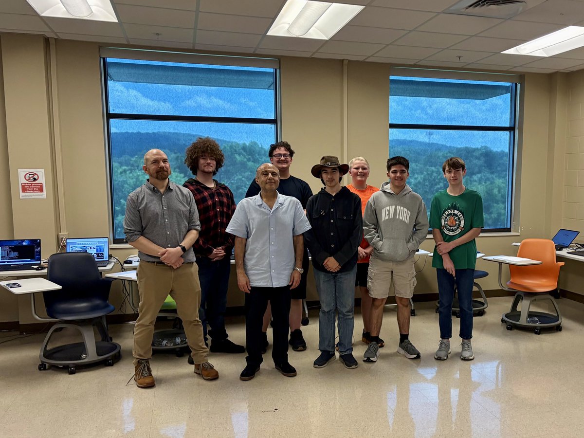 y12nsc's tweet photo. This group of high school students learned about advances in cybersecurity and career opportunities available at places like Y-12. This is our seventh year of partnering with @roanestate to provide cybersecurity summer camps. #MoreThanAJob #MyY12 https://t.co/Mh26hEtXbI