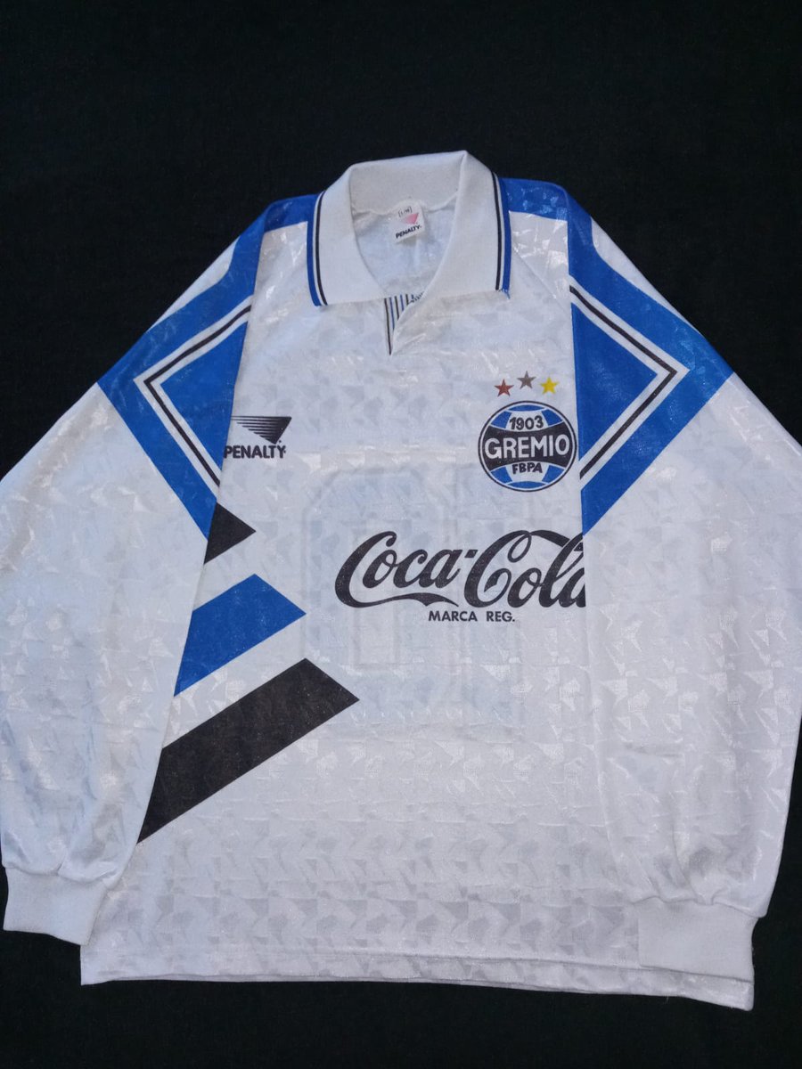 HernandezJoao's tweet photo. Camisa 1993. Manga longa tamanho G, número pintado (possivelmente de jogo), zerada!.
800 reais https://t.co/QoeuwnpwgC