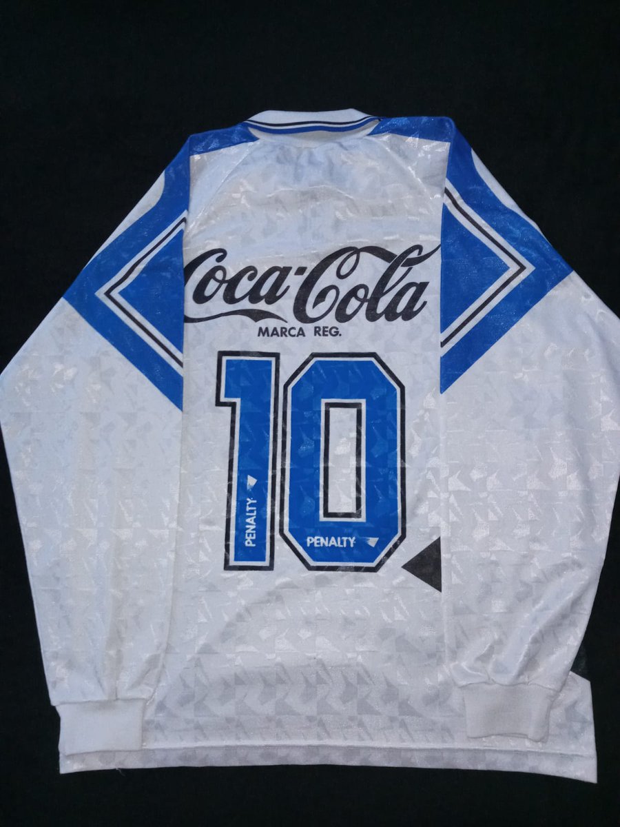 HernandezJoao's tweet photo. Camisa 1993. Manga longa tamanho G, número pintado (possivelmente de jogo), zerada!.
800 reais https://t.co/QoeuwnpwgC
