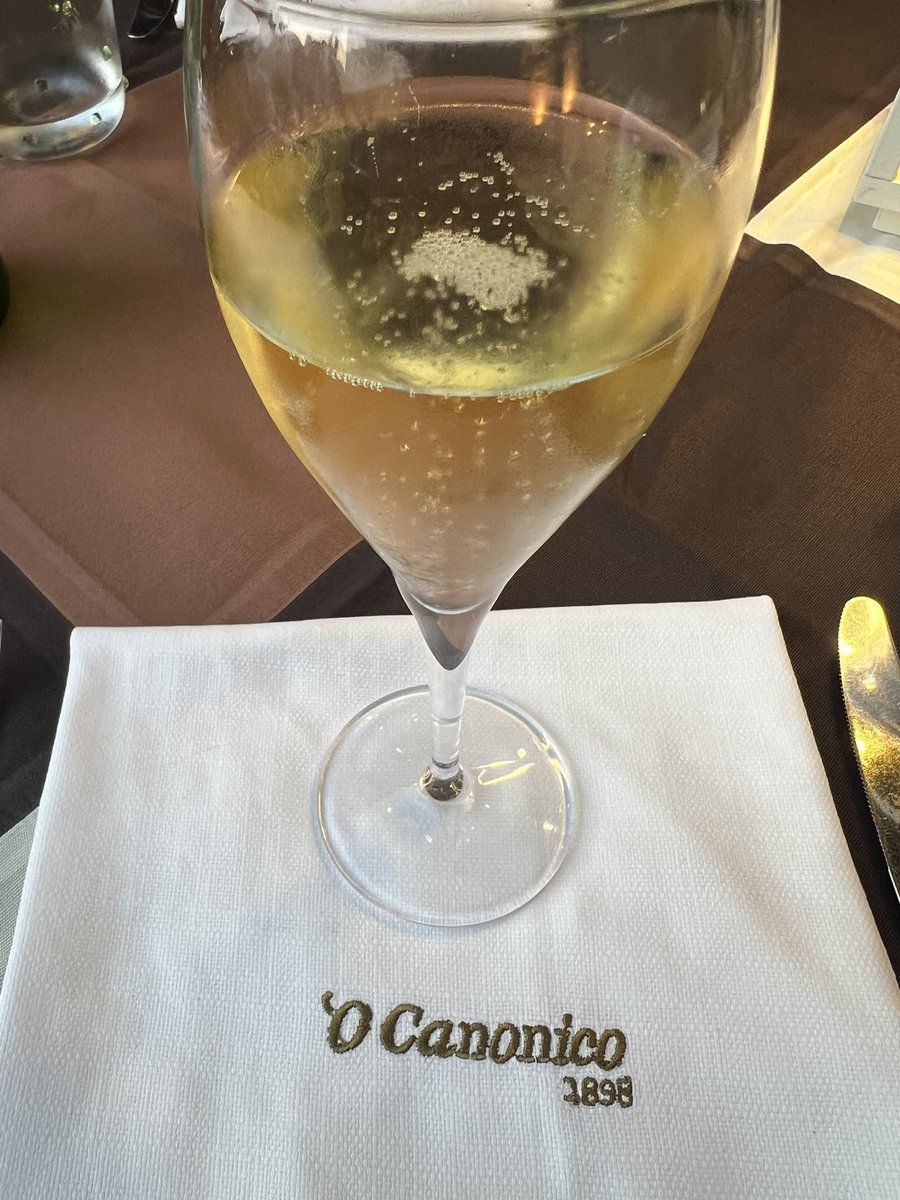 gmastellone's tweet photo. O Canonico ~ Sorrento https://t.co/4O83UPFjPs