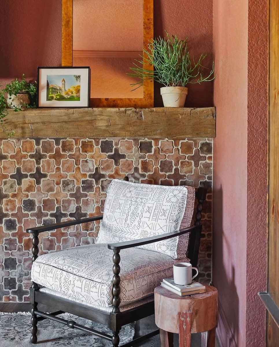 ARTObrick's tweet photo. Time for a break.
Photo Credit: @ambientetile2 
TileEverything #WallTileWednesday https://t.co/AXVzcGBykt