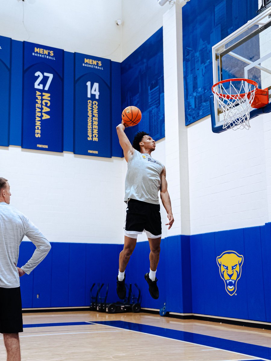 Pitt Basketball tweet media