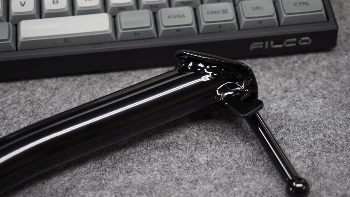 SGFacendo's tweet photo. CB1000Fのサイドスタンド。

LGNの依頼があり、前後ショックとサイドスタンドを加工しました。 https://t.co/1AbAUGqUFs
