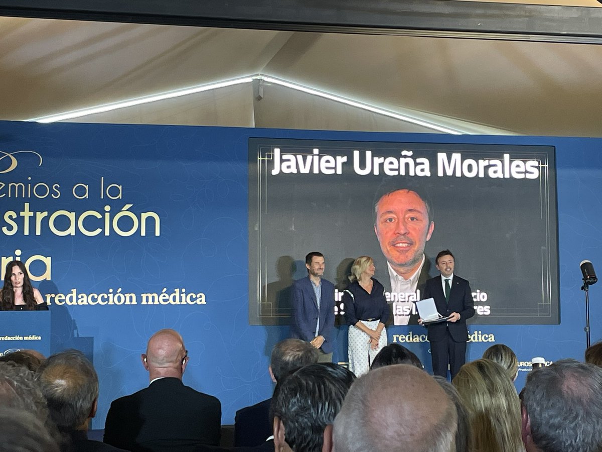 ANDEorg's tweet photo. Ayer asistimos a los XXI Premios a la Administración #Sanitaria de @redaccionmedica Gracias por contar con nosotros un año más. 
Felicidades Corpus Gómez Calderón  @javiurenam y todos los premiados! https://t.co/Abgc4uBPBH