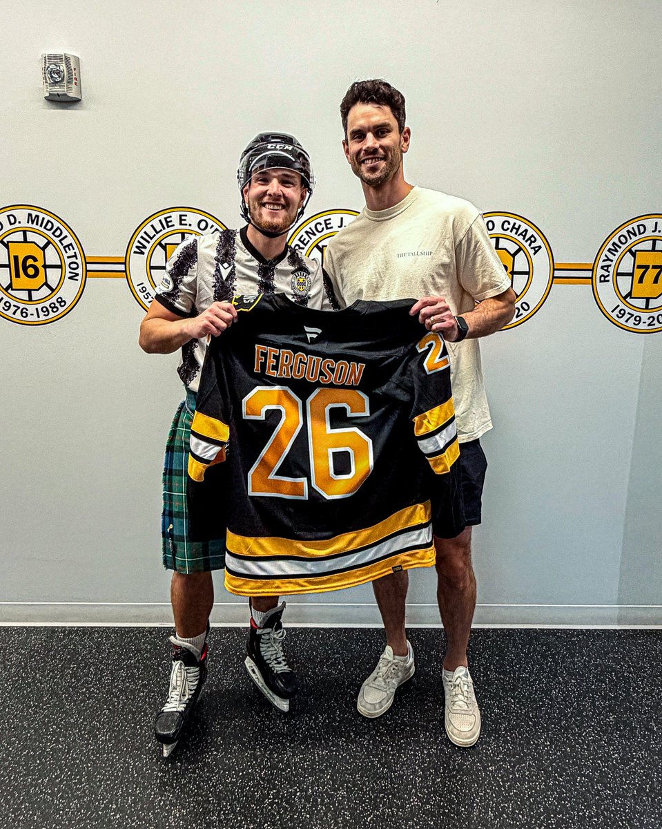 Boston Bruins tweet media