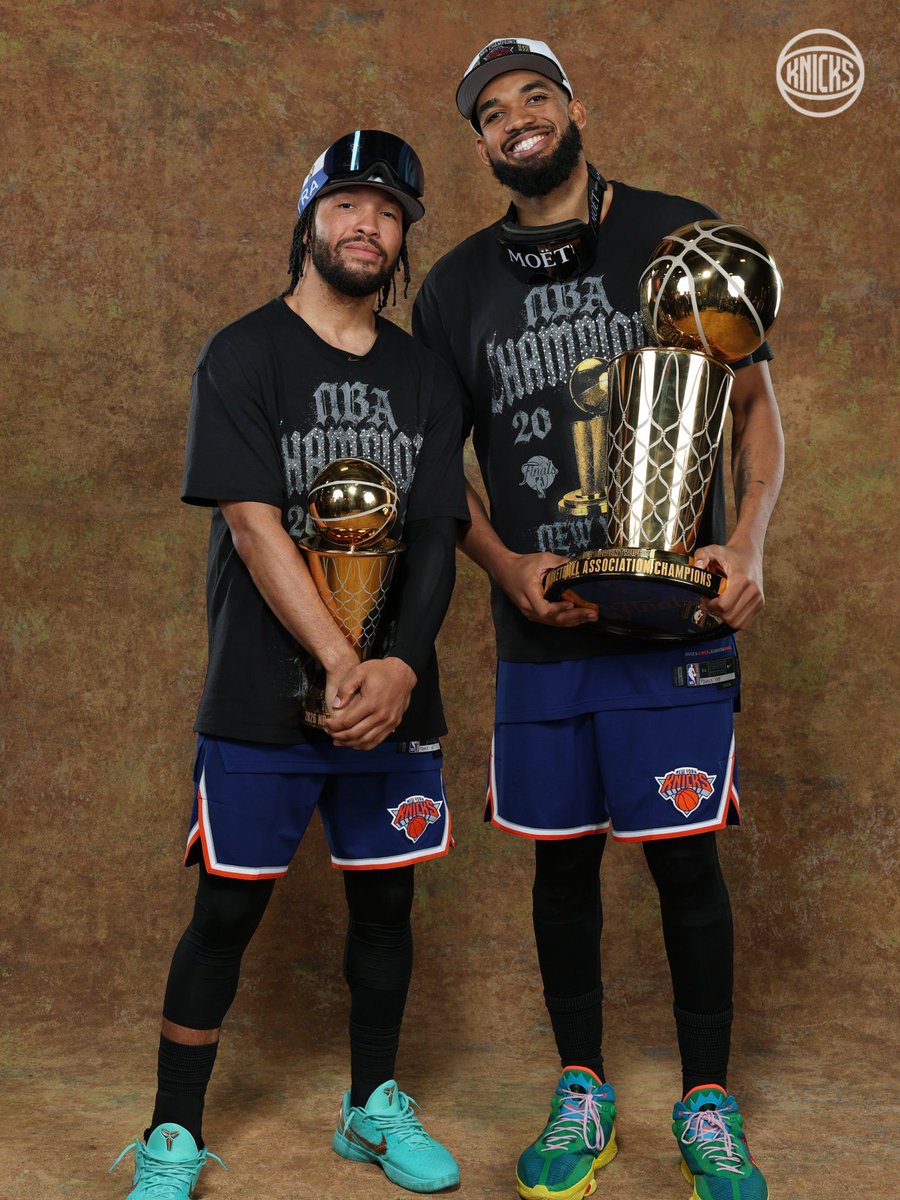 LakeShowYo tweet media