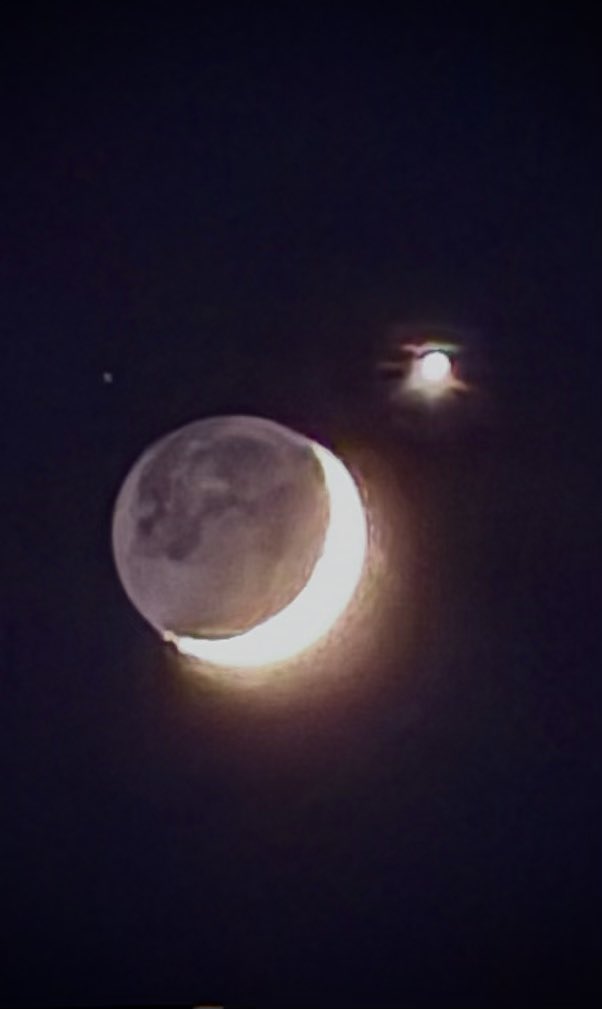 fjprm's tweet photo. Moon+Venus+ η Cnc lousy pic https://t.co/Vqx9LLnZG7