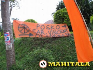 ParanormalArchv's tweet photo. ---THREAD HORROR---

Vinsensius Suryadinata — 
PENDAKI YANG DI TELAN ARGOPURO DAN TIDAK PERNAH KEMBALI😱👹⛰️

Ini bukan fiksi. Ini kisah nyata yang terdokumentasi. Vinsensius Suryadinata, mahasiswa Universitas Katolik Parahyangan, hilang di Gunung Argopuro pada Januari 2006 dan tidak pernah ditemukan hingga hari ini.