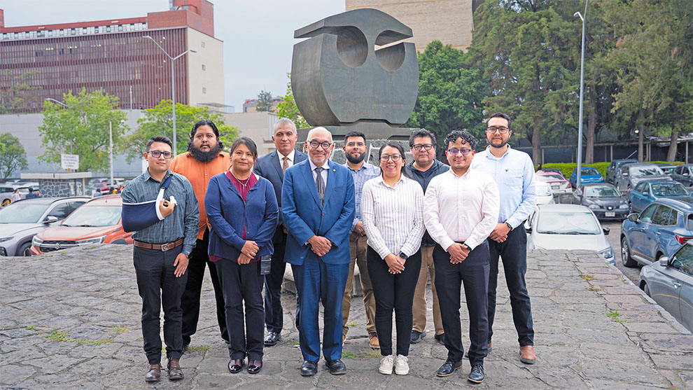 UNAM_MX's tweet photo. La Facultad de Química de la UNAM obtuvo una patente por un nanocompuesto en forma de gel que optimiza la recuperación de hidrocarburos en yacimientos petroleros maduros 🛢️. Los detalles en @Gaceta_UNAM > https://t.co/kjntQiyRNB https://t.co/QjKSQlKh7j
