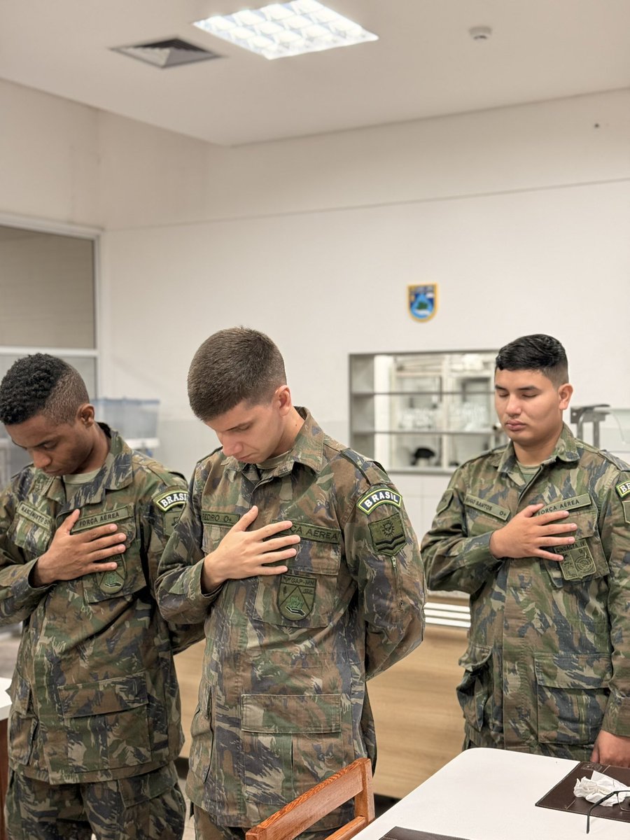 DavidHSSilva's tweet photo. “Ser militar e Cristão é questão de decisão”. https://t.co/ICLHca2uKm