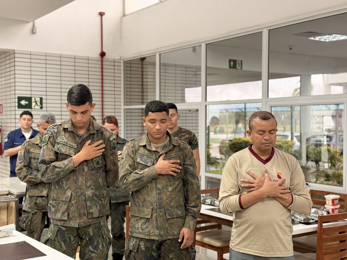 DavidHSSilva's tweet photo. “Ser militar e Cristão é questão de decisão”. https://t.co/ICLHca2uKm