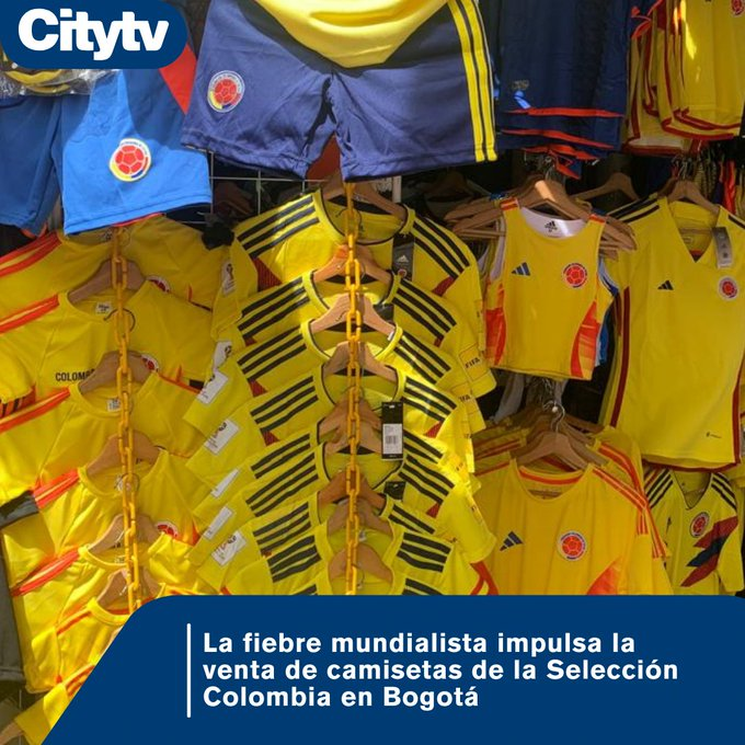 Citytv's tweet photo. #LoMásVistoEnCity | 🇨🇴El Mundial 2026 ha dinamizado el comercio de camisetas y accesorios alusivos a la 'Tricolor'. Los detalles 👉 https://t.co/YUrbV8dfWH https://t.co/Q9kcUOcRLv