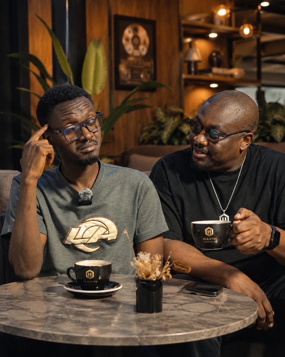Drten10's tweet photo. Of not for Ai, where I wan see Baba @DONJAZZY explain things. 
Baba no laugh ohh, na my life be that wey I tell you. https://t.co/eGCVjTnYiM