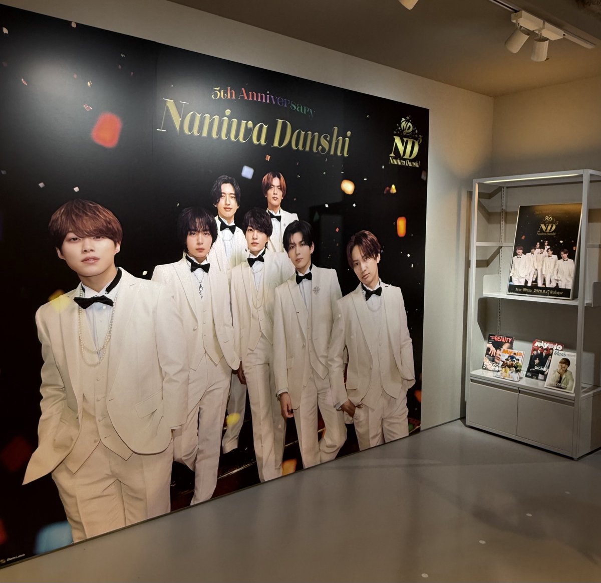 tmiccc728's tweet photo. #なにわ男子_ND5 発売
渋谷めぐり❶
#シブツタ 地下2階-1
いつもの特大パネルに特大の美ジュたち
あっちこっちなにわさん👑

～6月22日(月)
#道枝駿佑 https://t.co/2W4bA5Sftj