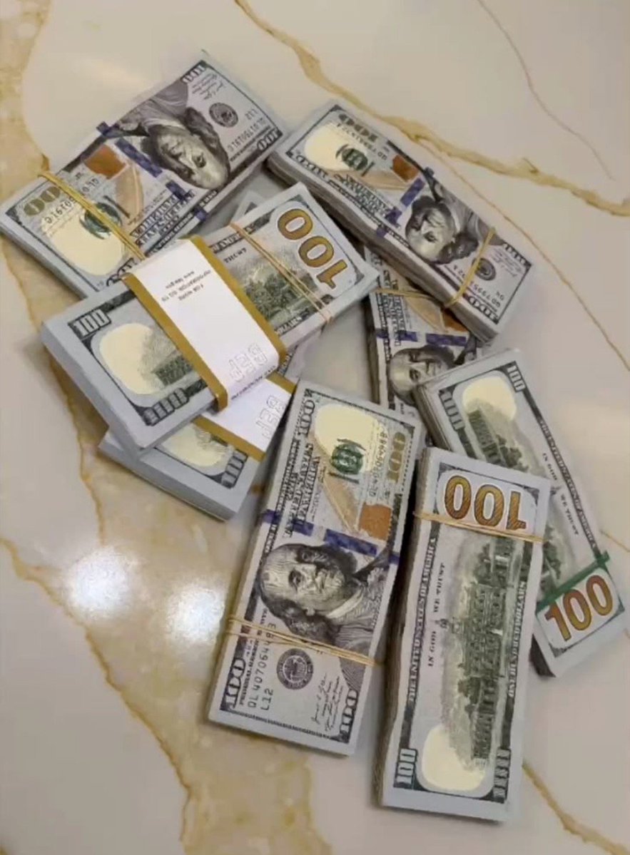 Johncoin_'s tweet photo. Tomorrow will be a money making day for anyone seeing this post https://t.co/SOk47wJlaP