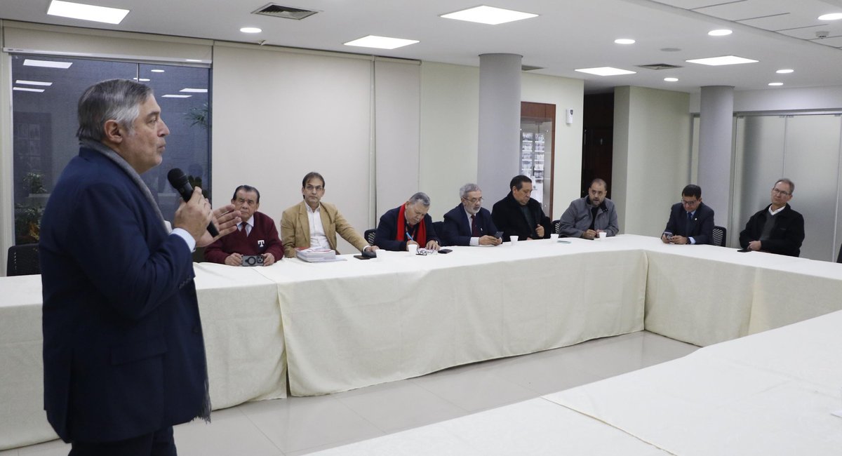 MECpy's tweet photo. Mantuvimos un encuentro con representantes de la Federación de Cooperativas de Producción (FECOPROD), espacio clave donde intercambiamos ideas y visiones sobre el desarrollo de nuestro país. https://t.co/g4rplk7pe2