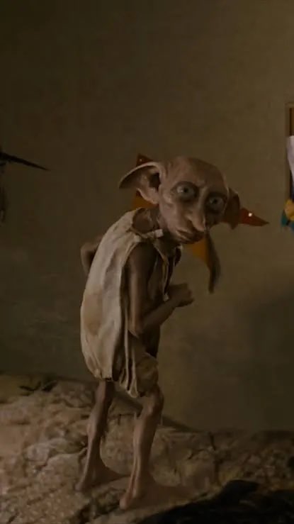 newsoft75's tweet photo. Dobby i bakgrunden? https://t.co/YU7YmX5U09