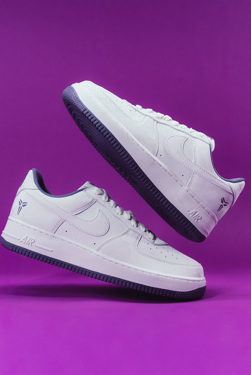 SOLELINKS's tweet photo. Ad: Kobe x Nike Air Force 1 ‘Summit White/Daybreak’ on sale for $96 + FREE shipping

Foot Locker:https://t.co/ERglDwcLhO
Sole Play:https://t.co/R5ubVR6XAW (use code 20OFF) https://t.co/3yuwhfLOGx